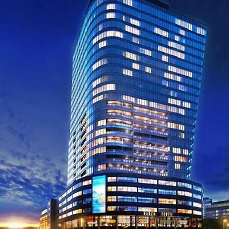 Appartement Hanza Tower City 22 Pool & Jacussi